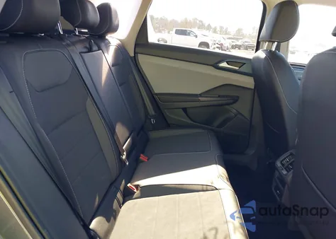 2024 Volkswagen Taos 1.5T Se из США, поврежденный, VIN 3VVSX7B29RM102968